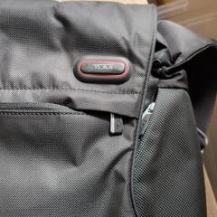 TUMI メッセンジャーバックの画像