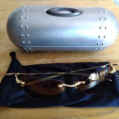 2004年 オークリー Why 8.0 磨かれた金 ゴールド　レンズ　 サングラス　ハードとソフトケースセット　Oakley sunglasses　polished goldの画像
