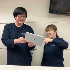 【高時給】夜行バスの待合室で受付案内スタッフ　時給1400～1750円