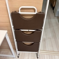 折りたたみ梯子の画像