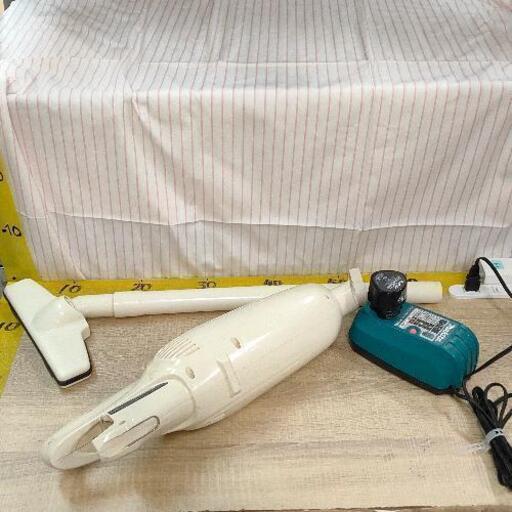 0228-028 マキタ makita 充電式クリーナー CL102D