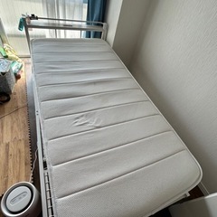 ニトリ シングルベッド3000円
