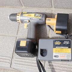大幅値下げ！！！　ナショナル充電式インパクトドライバー　充電器と...