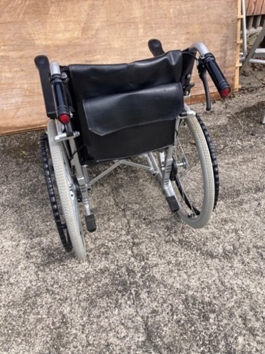 カワムラ　自走式車椅子