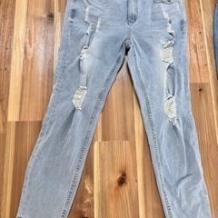 まとめ売り☆メンズ用ダメージジーンズ☆サイズL☆の画像