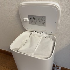 【予約済み】【美品】Switchbot ルンバ お掃除ロボットの画像