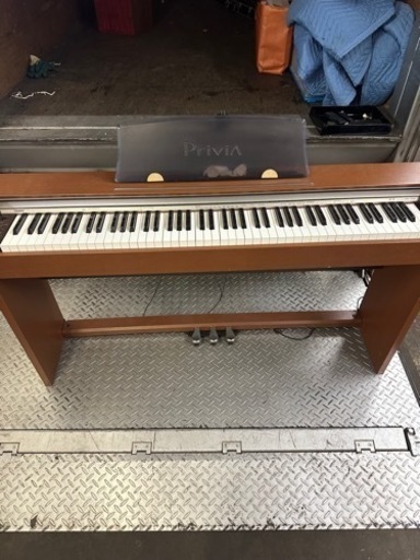 ピアノ　CASIO PX-730