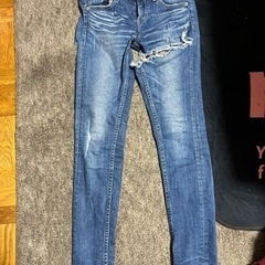 GYDA スキニー ダメージジーンズ