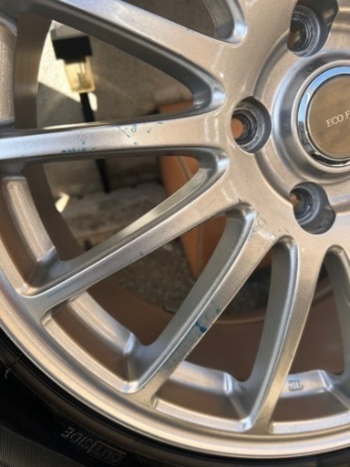 ブリジストン　スタッドレスタイヤ　ホイール付