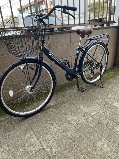 リサイクルショップどりーむ荒田店 No1150 自転車　シティサイクル　状態良好♪　２６インチ　ギア切り替え付き♪　LEDオートライト　ダークネイビーカラー