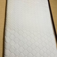 更に値下げ‼️ブレスエアー敷布団1枚とおまけ
