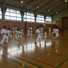 世界一座ってる日本人には武道