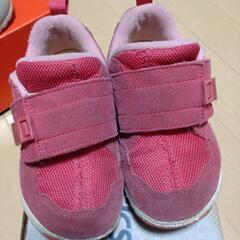 ①　子供靴　asics