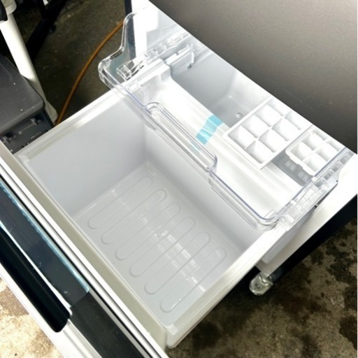札幌市内配送可 美品 22年製 SHARP シャープ 152L 2ドア冷蔵庫 SJ-D15H-H つけかえどっちもドア