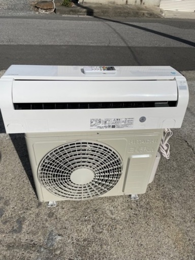 ☆【取付も出来ます！】n37 2021年製日立ルームエアコン　6畳用　白くまくん