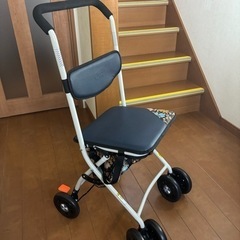 シニアカー　手押し車　歩行器　歩行補助　手押し車　折り畳み　介護　の画像
