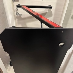 ゲーミングデスク