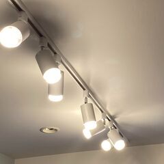 ★使用浅★シーリングライト　ダクトレール付き　LED電球8個付き　