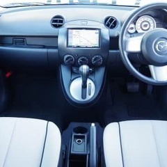 程よいコンパクトカー！低走行！マツダ　デミオ【自社ローンのオトロン】の画像