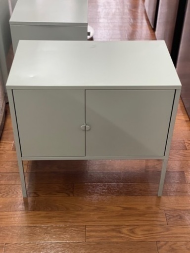 キャビネット　IKEA 棚