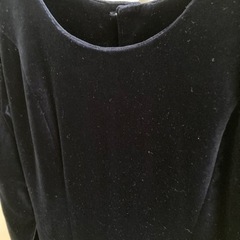 LOURAASHLEY ベルベットワンピースの画像