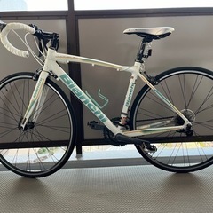 比較的美品！ビアンキ ロードバイク 2019 Bianchi ENGINEERED