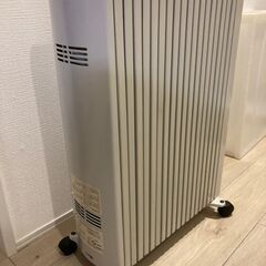 3/16に値下げしました！デロンギオイルヒーター（品番09152...