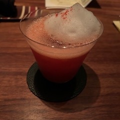 【札幌、すすきの】バーに同行してくださる方募集中
