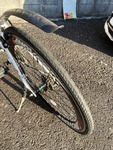 CANOVER　クロスバイク　ホワイト　自転車　28㌅