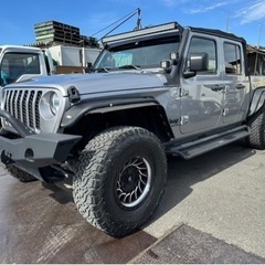 ジープ グラディエーター4x4! カスタム多数 車検付き！の画像