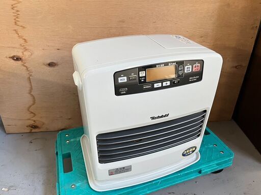 石油ファンヒーター ダイニチ ブルーヒーター FW-4319KE 2019年製 11～15畳用 中古動作品 クリーニング済み