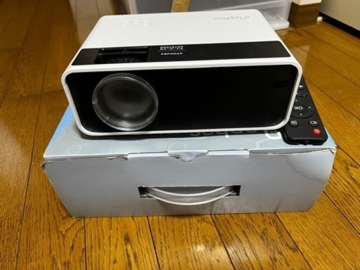 プロジェクター