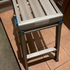 アルミ脚立　作業台　2段の画像