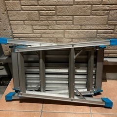 アルミ脚立　作業台　2段の画像