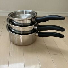 アムウェイ Amway　クィーンクックウェア クィーン21ピースセット　DVD＆レシピブック付き　無水　鍋　フライパン　時短　節約　ヘルシーの画像