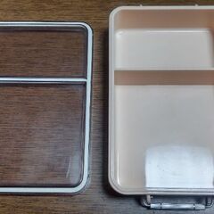 古い弁当箱の画像