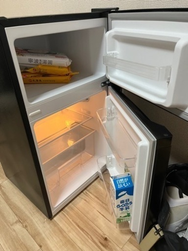 2020年87L 冷蔵庫