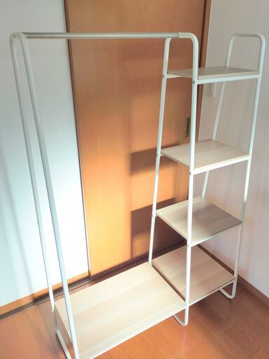 【美品】ハンガーラック棚付き　4段