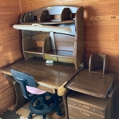 くろがね学習机と椅子のセット　無料