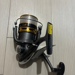 リール　1500円