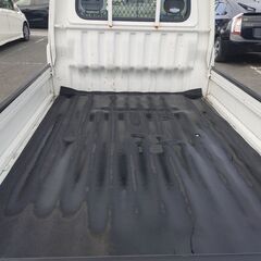 様々な用途に便利な軽トラ！　5速MT　走行7.4万KM　車検長いR7年１１月迄　H16　ハイゼットトラック　２WD　エアコン　パワステ　の画像