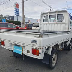 様々な用途に便利な軽トラ！　5速MT　走行7.4万KM　車検長いR7年１１月迄　H16　ハイゼットトラック　２WD　エアコン　パワステ　の画像