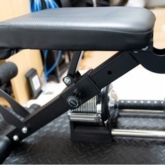 【残り2台のみ】角度調節可能！トレーニングベンチ1台の画像