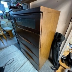 引き出しタンス、洋服収納の画像