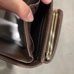 折り財布の画像