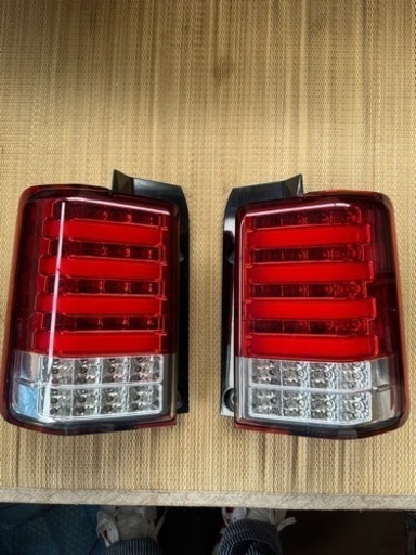 ダイハツ　コンテ　LEDテール