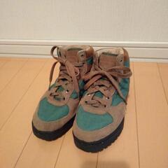 【取引完了】トレッキングシューズ👟差し上げます