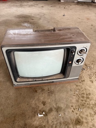 1978年製　　レトロテレビ