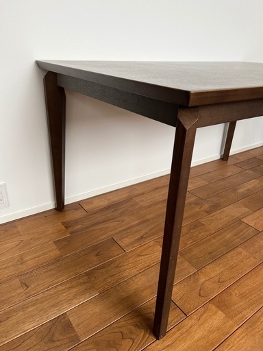 美品＊ダイニングテーブル　デザイン性あり素敵です