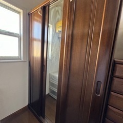 全身鏡付きクローゼット